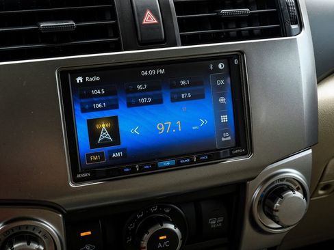Used 2011 Toyota 4Runner SR5 RWD image 30