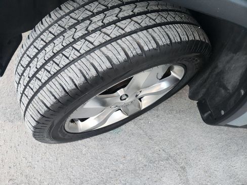 Used 2012 Jeep Grand Cherokee Overland RWD image 32