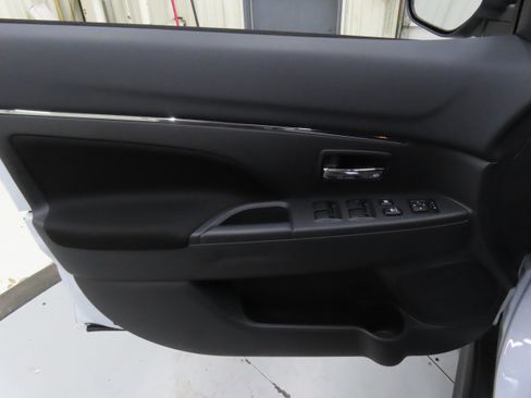 New 2025 Mitsubishi Outlander Sport ES AWD/4WD image 9