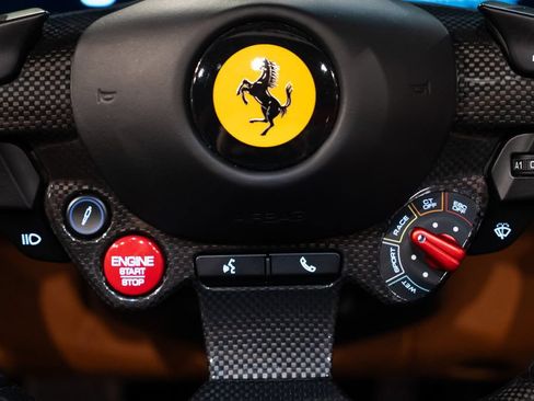 Certified 2023 Ferrari 812 GTS RWD image 29