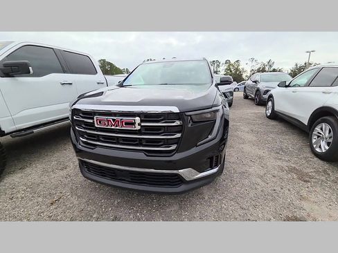 Used 2025 GMC Acadia Elevation image 28