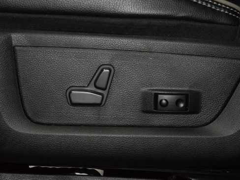 Used 2023 RAM 2500 Laramie w/ Night Edition image 41