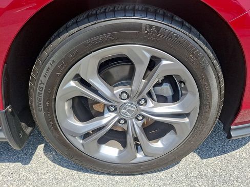 Used 2024 Honda Accord EX image 8
