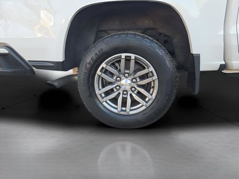 Used 2023 Chevrolet Colorado LT image 23