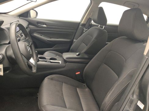 Used 2022 Nissan Altima 2.5 S FWD image 17