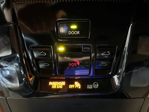 Used 2025 Lexus NX 250 FWD w/ Accessory Package (K3) image 18