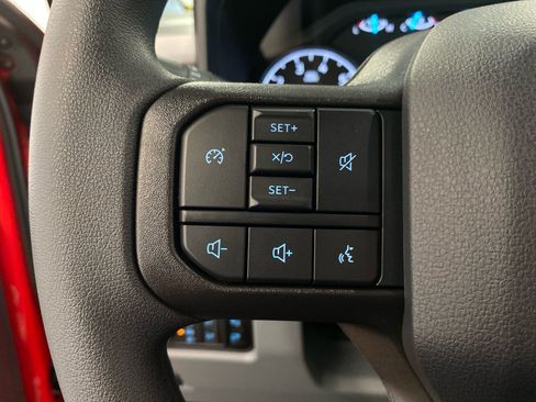 New 2026 Ford F250 XLT w/ FX4 Off-Road Package AWD/4WD image 14