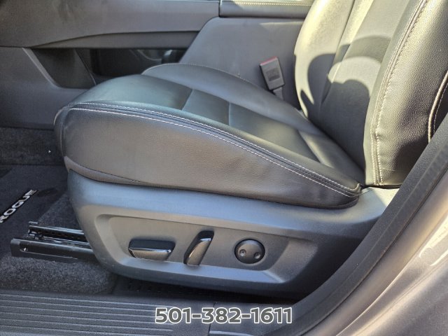 Certified 2025 Nissan Rogue SL FWD image 10