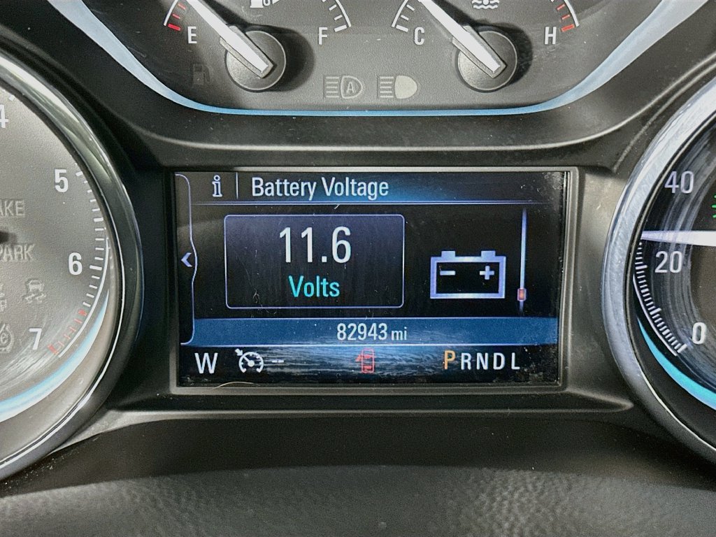 Used 2017 Buick Envision Essence FWD image 18