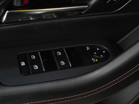 Certified 2024 MAZDA CX-90 Plug-In Hybrid w/ Preferred image 25