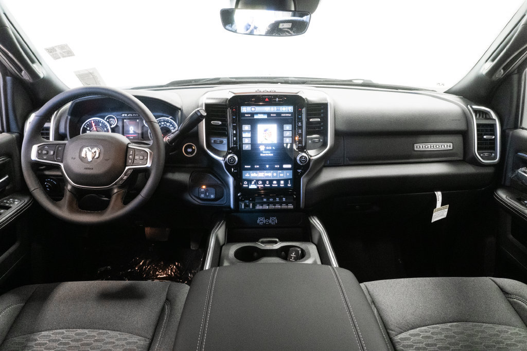 New 2027 RAM 3500 Big Horn AWD/4WD image 9