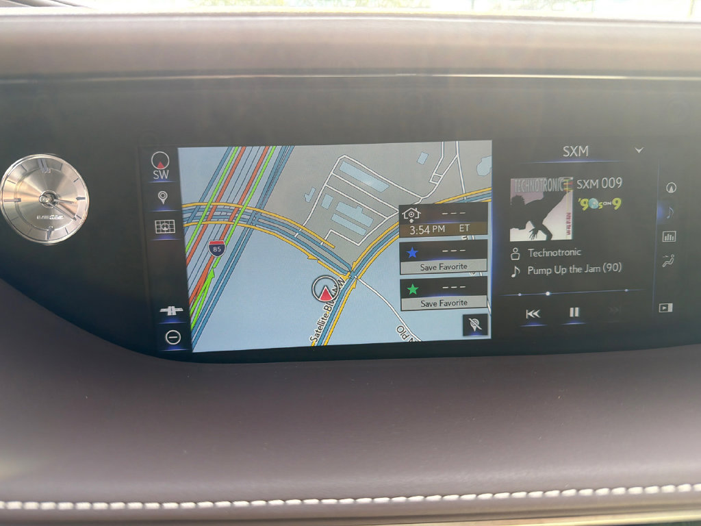 Used 2018 Lexus LS 500 RWD image 21
