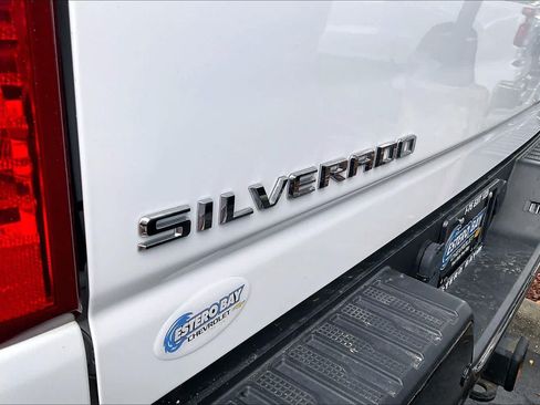 Used 2024 Chevrolet Silverado 2500 Custom w/ Custom Value Package AWD/4WD image 9