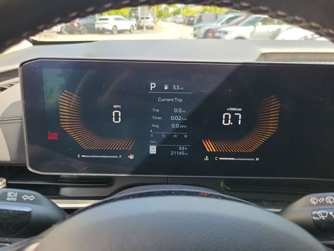 Certified 2025 Kia Carnival FWD image 21