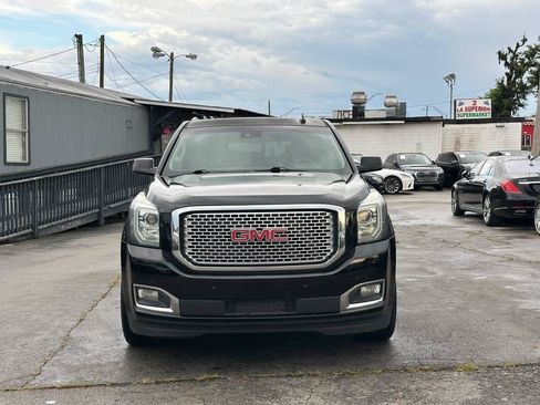 Used 2015 GMC Yukon Denali w/ Open Road Package AWD/4WD image 5