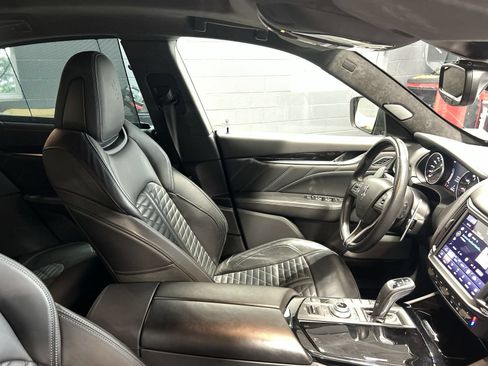 Used 2023 Maserati Levante Modena S AWD/4WD image 8
