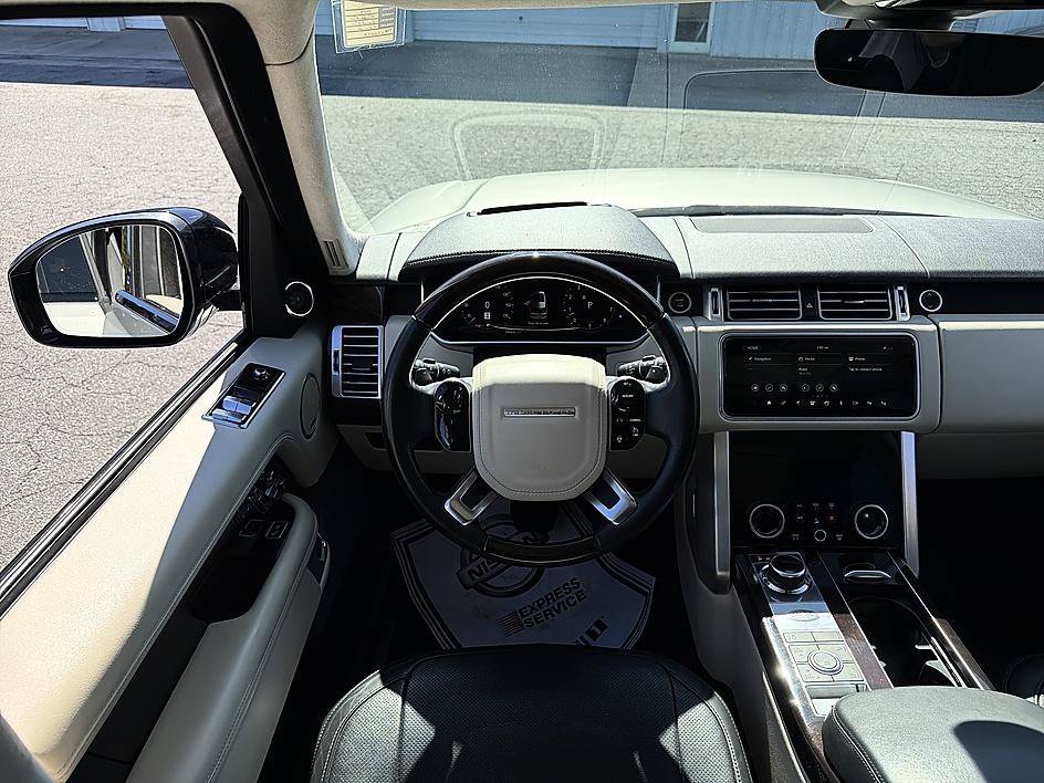 Used 2019 Land Rover Range Rover Supercharged AWD/4WD image 31