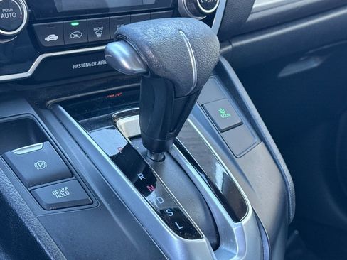 Used 2019 Honda CR-V LX image 16