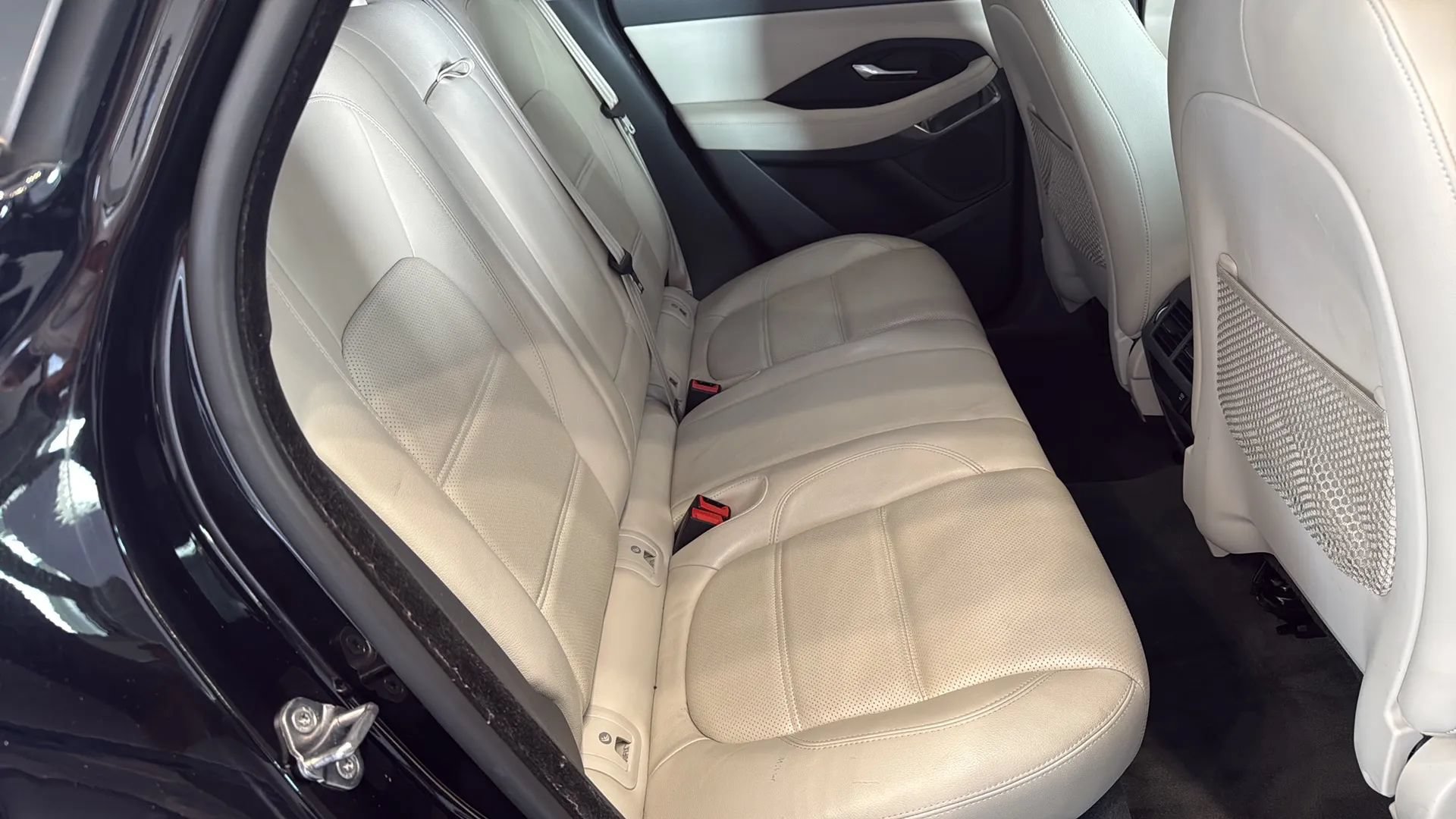 Used 2020 Jaguar E-PACE AWD/4WD image 35
