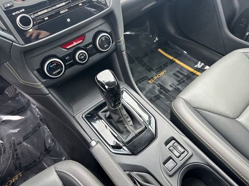 Used 2021 Subaru Crosstrek 2.5i Sport w/ Moonroof Package image 23