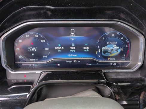 Used 2025 Chevrolet Silverado 2500 High Country w/ Technology Package AWD/4WD image 36