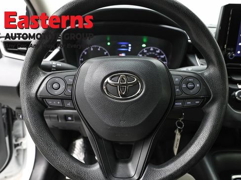 Used 2024 Toyota Corolla LE FWD image 10
