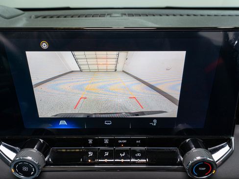 Used 2023 Chevrolet Colorado Z71 w/ Advanced Trailering Package image 19