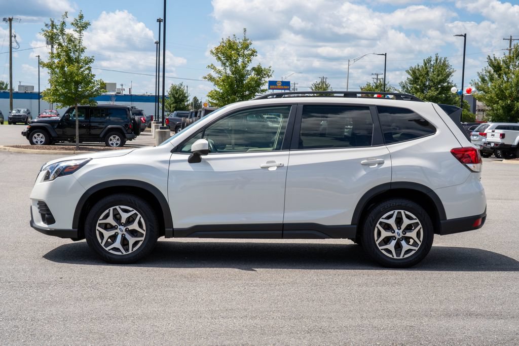 Used 2024 Subaru Forester Premium AWD/4WD image 4