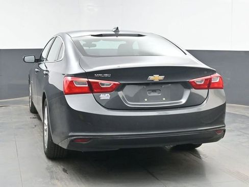 Used 2018 Chevrolet Malibu LT FWD image 12
