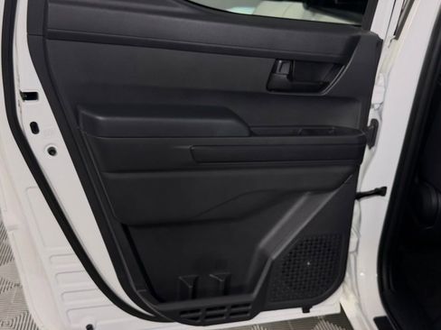 Used 2025 Toyota Tacoma SR5 image 27