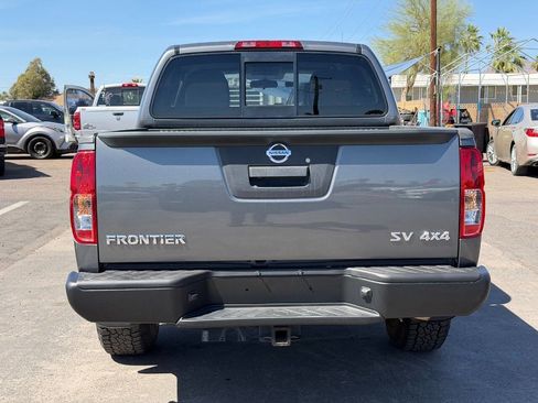 Used 2019 Nissan Frontier SV AWD/4WD image 7