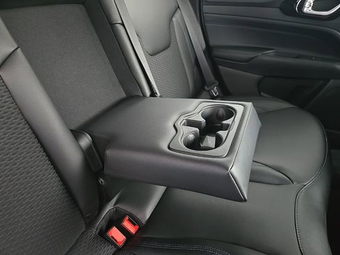 New 2026 Jeep Compass Latitude image 78