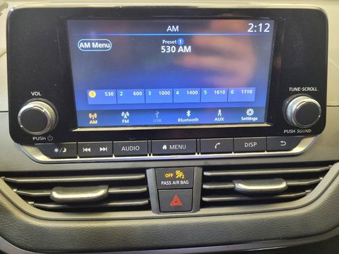 Used 2024 Nissan Altima 2.5 S FWD image 25