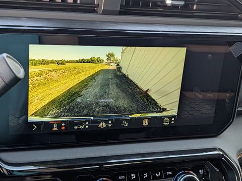 New 2026 GMC Sierra 3500 AT4 w/ AT4 Premium Plus Package image 18