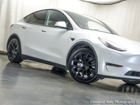 Used 2020 Tesla Model Y Long Range AWD/4WD image 4