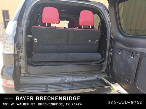 Used 2023 Lexus GX 460 Premium image 16