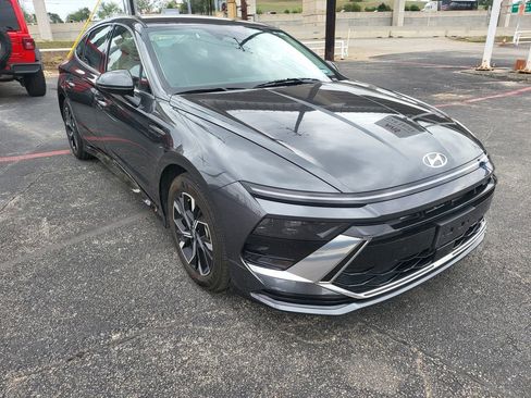 Used 2025 Hyundai Sonata SEL image 3