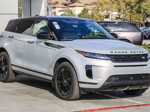 New 2026 Land Rover Range Rover Evoque S image 3