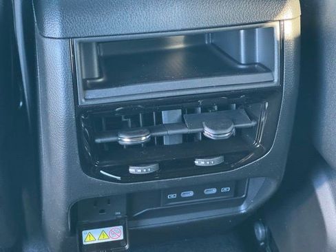 New 2026 Jeep Grand Cherokee Altitude AWD/4WD image 29