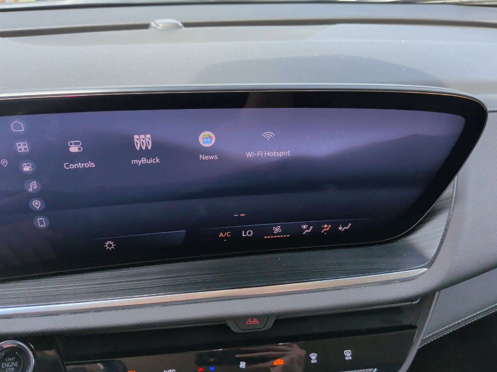 Used 2024 Buick Envision Preferred AWD/4WD image 26