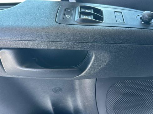 Used 2025 RAM ProMaster 2500 FWD image 12