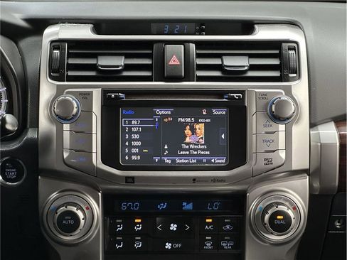 Used 2015 Toyota 4Runner Limited image 25