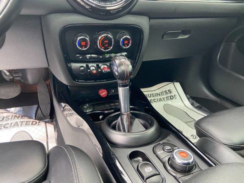 Used 2019 MINI Cooper Clubman S w/ Storage Package image 17
