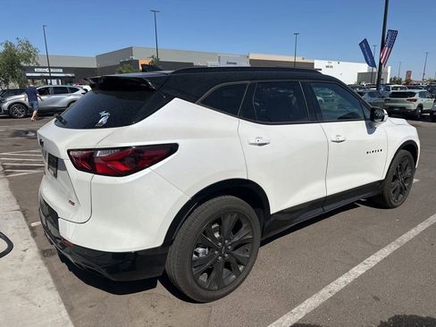 Used 2022 Chevrolet Blazer RS w/ Enhanced Convenience Package image 5