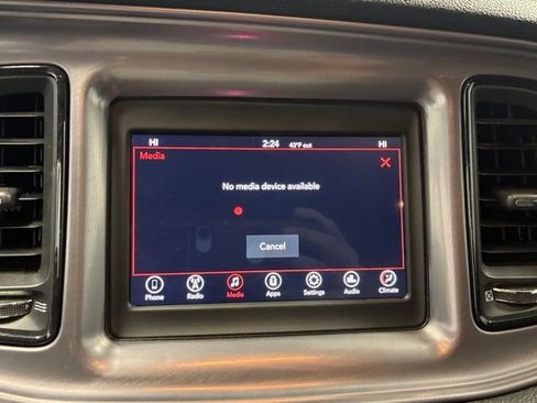 Used 2023 Dodge Challenger SXT image 21