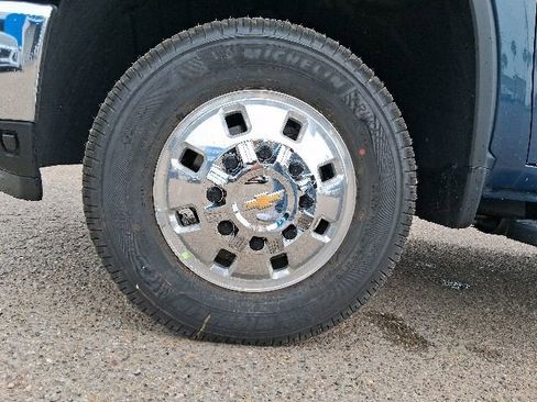 New 2026 Chevrolet Silverado 3500 W/T AWD/4WD image 17
