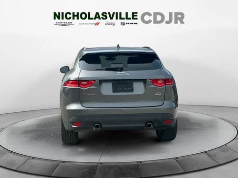 Used 2019 Jaguar F-PACE Premium AWD/4WD image 4