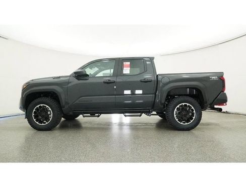 New 2026 Toyota Tacoma TRD Off-Road AWD/4WD image 27