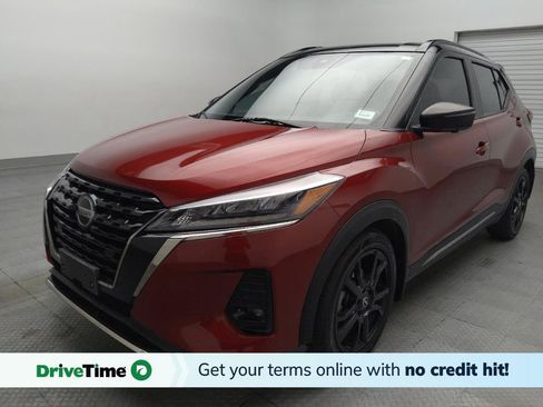 Used 2021 Nissan Kicks SR w/ SR Premium Package FWD image 1