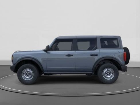 New 2025 Ford Bronco Base image 3